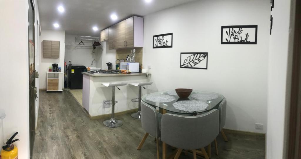 Apartamento Confortable, Amoblado En Богота Екстериор снимка