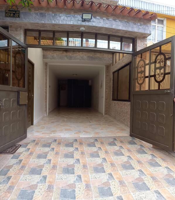Apartamento Confortable, Amoblado En Богота Екстериор снимка